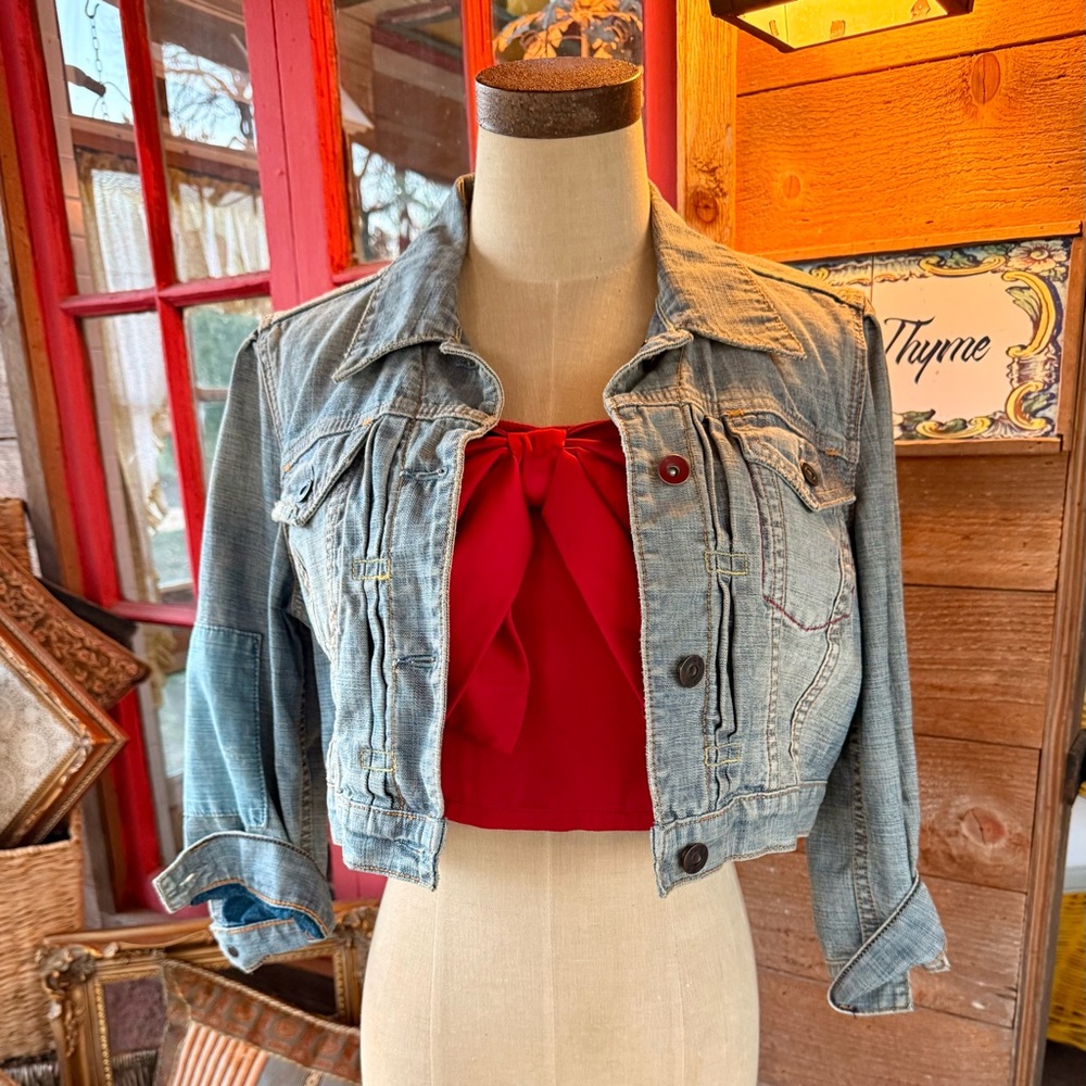 Gap Code Red Cropped Denim Jacket Vintage Edition - image 3